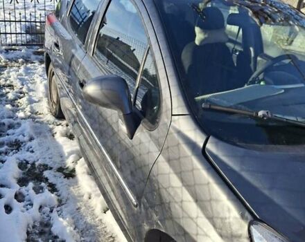 Серый Пежо 207, объемом двигателя 1.56 л и пробегом 393 тыс. км за 2300 $, фото 1 на Automoto.ua