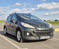 Серый Пежо 207, объемом двигателя 1.4 л и пробегом 214 тыс. км за 4700 $, фото 1 на Automoto.ua
