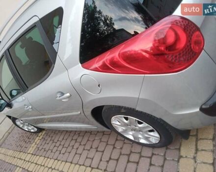 Серый Пежо 207, объемом двигателя 1.56 л и пробегом 213 тыс. км за 5300 $, фото 7 на Automoto.ua