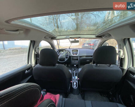 Сірий Пежо 207, об'ємом двигуна 1.4 л та пробігом 196 тис. км за 4400 $, фото 11 на Automoto.ua