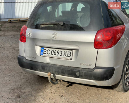 Сірий Пежо 207, об'ємом двигуна 1.4 л та пробігом 196 тис. км за 4400 $, фото 5 на Automoto.ua