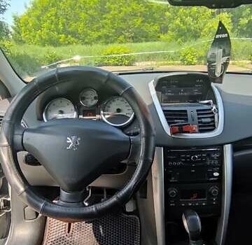 Пежо 207 2010 в Белой Церкве на Automoto.ua Серый Пежо 207, объемом двигателя 1.56 л и пробегом 350 тыс. км за 6200 $, фото 11 на Automoto.ua