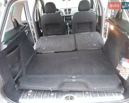 Серый Пежо 207, объемом двигателя 1.56 л и пробегом 213 тыс. км за 5300 $, фото 14 на Automoto.ua