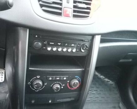 Серый Пежо 207, объемом двигателя 1.56 л и пробегом 213 тыс. км за 5300 $, фото 10 на Automoto.ua