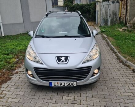 Серый Пежо 207, объемом двигателя 0 л и пробегом 250 тыс. км за 5450 $, фото 1 на Automoto.ua