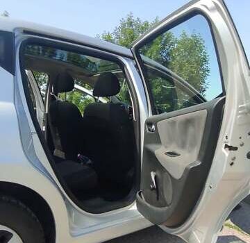 Пежо 207 2010 в Белой Церкве на Automoto.ua Серый Пежо 207, объемом двигателя 1.56 л и пробегом 350 тыс. км за 6200 $, фото 3 на Automoto.ua