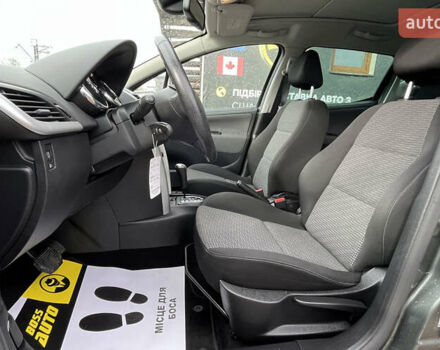 Пежо 207 2010 в Стрые на Automoto.ua Серый Пежо 207, объемом двигателя 1.6 л и пробегом 156 тыс. км за 6390 $, фото 14 на Automoto.ua