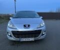 Серый Пежо 207, объемом двигателя 1.6 л и пробегом 186 тыс. км за 6000 $, фото 1 на Automoto.ua