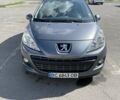 Сірий Пежо 207, об'ємом двигуна 1.6 л та пробігом 179 тис. км за 6000 $, фото 1 на Automoto.ua