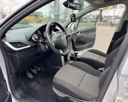 Сірий Пежо 207, об'ємом двигуна 1.6 л та пробігом 344 тис. км за 2700 $, фото 9 на Automoto.ua