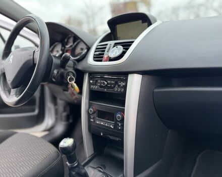 Сірий Пежо 207, об'ємом двигуна 1.6 л та пробігом 344 тис. км за 2700 $, фото 11 на Automoto.ua