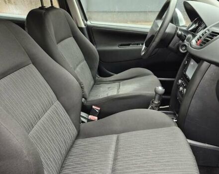 Серый Пежо 207, объемом двигателя 1.56 л и пробегом 340 тыс. км за 5400 $, фото 12 на Automoto.ua