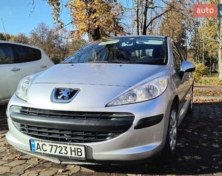 Серый Пежо 207, объемом двигателя 1.4 л и пробегом 205 тыс. км за 4200 $, фото 1 на Automoto.ua