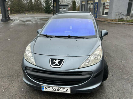 Сірий Пежо 207, об'ємом двигуна 1.36 л та пробігом 172 тис. км за 2600 $, фото 1 на Automoto.ua
