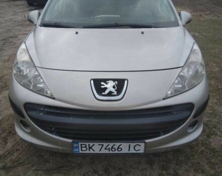 Серый Пежо 207, объемом двигателя 1.4 л и пробегом 220 тыс. км за 4250 $, фото 1 на Automoto.ua