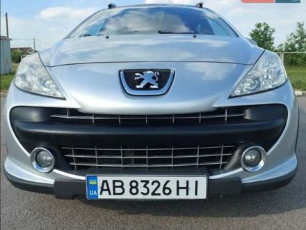 Серый Пежо 207, объемом двигателя 1.4 л и пробегом 200 тыс. км за 4500 $, фото 1 на Automoto.ua