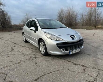 Сірий Пежо 207, об'ємом двигуна 1.6 л та пробігом 140 тис. км за 4000 $, фото 1 на Automoto.ua