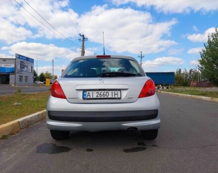 Сірий Пежо 207, об'ємом двигуна 1.6 л та пробігом 216 тис. км за 4500 $, фото 1 на Automoto.ua