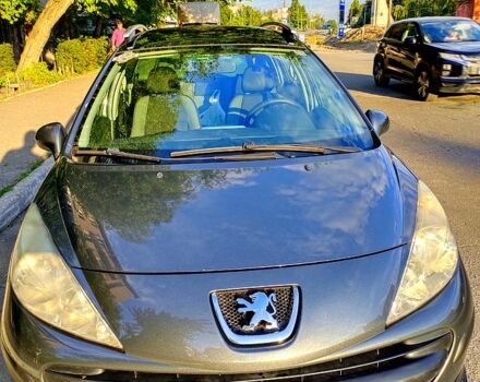 Серый Пежо 207, объемом двигателя 1.4 л и пробегом 199 тыс. км за 5000 $, фото 1 на Automoto.ua