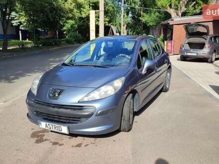 Серый Пежо 207, объемом двигателя 1.4 л и пробегом 166 тыс. км за 5400 $, фото 1 на Automoto.ua