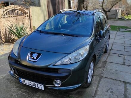 Пежо 207 2008 в Николаеве на Automoto.ua Серый Пежо 207, объемом двигателя 1.6 л и пробегом 210 тыс. км за 5800 $, фото 1 на Automoto.ua