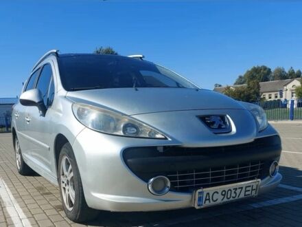 Сірий Пежо 207, об'ємом двигуна 1.4 л та пробігом 232 тис. км за 3800 $, фото 1 на Automoto.ua