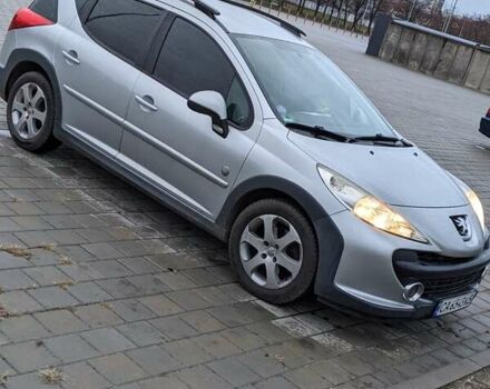 Серый Пежо 207, объемом двигателя 1.4 л и пробегом 204 тыс. км за 5400 $, фото 1 на Automoto.ua
