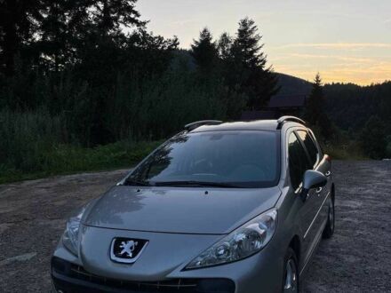 Серый Пежо 207, объемом двигателя 1.4 л и пробегом 232 тыс. км за 4300 $, фото 1 на Automoto.ua