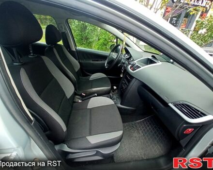 Сірий Пежо 207, об'ємом двигуна 1.4 л та пробігом 246 тис. км за 4200 $, фото 1 на Automoto.ua