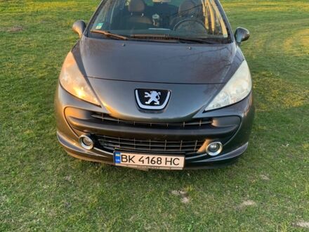 Пежо 207 2008 у Здолбунове на Automoto.ua Сірий Пежо 207, об'ємом двигуна 1.6 л та пробігом 260 тис. км за 4500 $, фото 1 на Automoto.ua