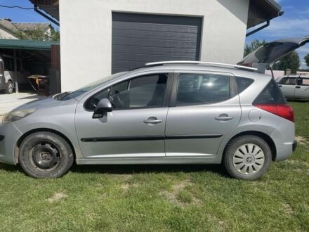 Серый Пежо 207, объемом двигателя 0 л и пробегом 200 тыс. км за 3900 $, фото 1 на Automoto.ua