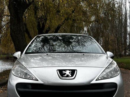 Серый Пежо 207, объемом двигателя 1.4 л и пробегом 104 тыс. км за 3999 $, фото 1 на Automoto.ua
