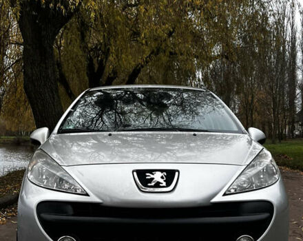 Серый Пежо 207, объемом двигателя 1.4 л и пробегом 104 тыс. км за 3999 $, фото 1 на Automoto.ua