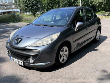 Серый Пежо 207, объемом двигателя 1.4 л и пробегом 125 тыс. км за 4600 $, фото 1 на Automoto.ua
