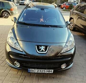 Серый Пежо 207, объемом двигателя 1.6 л и пробегом 272 тыс. км за 5200 $, фото 1 на Automoto.ua