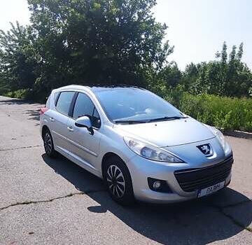Пежо 207 2010 в Белой Церкве на Automoto.ua Серый Пежо 207, объемом двигателя 1.56 л и пробегом 350 тыс. км за 6200 $, фото 1 на Automoto.ua