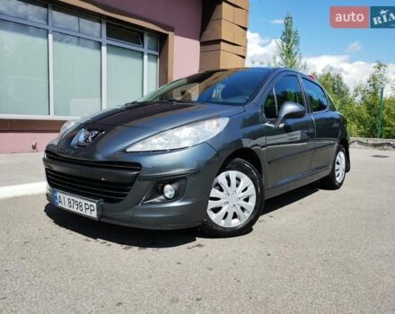 Серый Пежо 207, объемом двигателя 1.36 л и пробегом 155 тыс. км за 4450 $, фото 1 на Automoto.ua