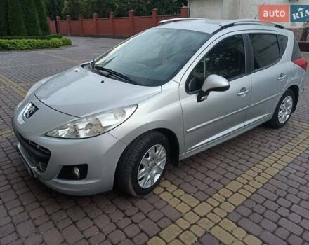 Серый Пежо 207, объемом двигателя 1.56 л и пробегом 213 тыс. км за 5300 $, фото 1 на Automoto.ua