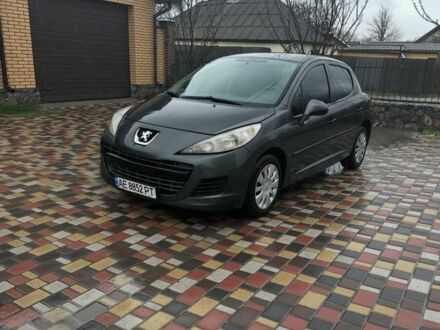 Пежо 207 2010 в Днепре (Днепропетровске) на Automoto.ua Серый Пежо 207, объемом двигателя 1.4 л и пробегом 200 тыс. км за 4700 $, фото 1 на Automoto.ua