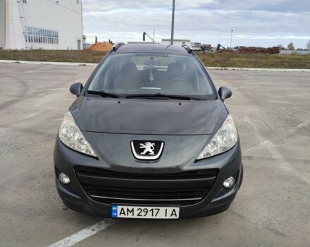 Пежо 207 2010 в Коростене на Automoto.ua Серый Пежо 207, объемом двигателя 1.4 л и пробегом 230 тыс. км за 5000 $, фото 1 на Automoto.ua