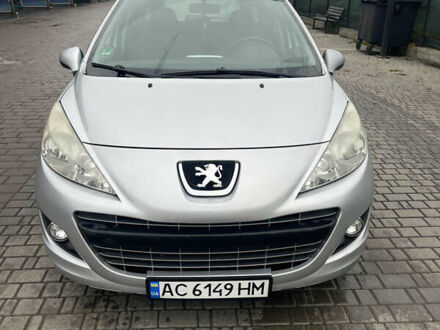 Серый Пежо 207, объемом двигателя 1.56 л и пробегом 200 тыс. км за 5800 $, фото 1 на Automoto.ua