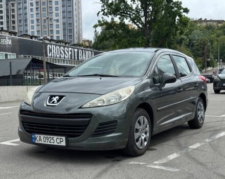 Серый Пежо 207, объемом двигателя 1.4 л и пробегом 275 тыс. км за 5500 $, фото 1 на Automoto.ua