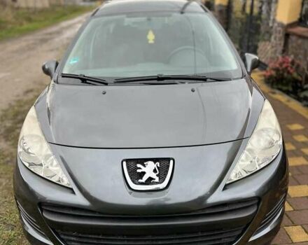 Серый Пежо 207, объемом двигателя 1.4 л и пробегом 120 тыс. км за 5700 $, фото 1 на Automoto.ua