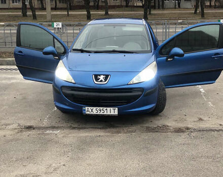 Синій Пежо 207, об'ємом двигуна 1.4 л та пробігом 215 тис. км за 3300 $, фото 3 на Automoto.ua