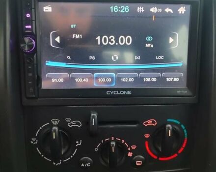 Синий Пежо 207, объемом двигателя 1.36 л и пробегом 166 тыс. км за 4500 $, фото 12 на Automoto.ua