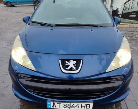 Синий Пежо 207, объемом двигателя 1.36 л и пробегом 166 тыс. км за 4500 $, фото 1 на Automoto.ua