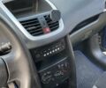 Синий Пежо 207, объемом двигателя 1.36 л и пробегом 203 тыс. км за 3800 $, фото 3 на Automoto.ua