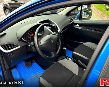 Синій Пежо 207, об'ємом двигуна 1.6 л та пробігом 135 тис. км за 5500 $, фото 3 на Automoto.ua