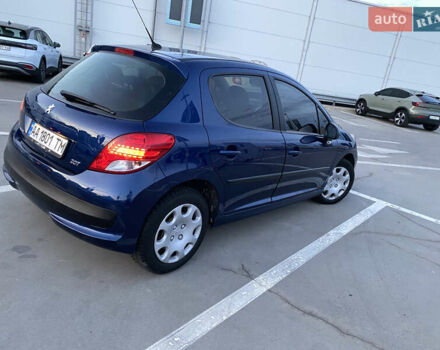Пежо 207 2009 у Києві на Automoto.ua Синій Пежо 207, об'ємом двигуна 1.36 л та пробігом 186 тис. км за 4700 $, фото 5 на Automoto.ua