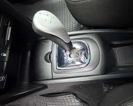 Синий Пежо 207, объемом двигателя 1.6 л и пробегом 115 тыс. км за 6700 $, фото 31 на Automoto.ua